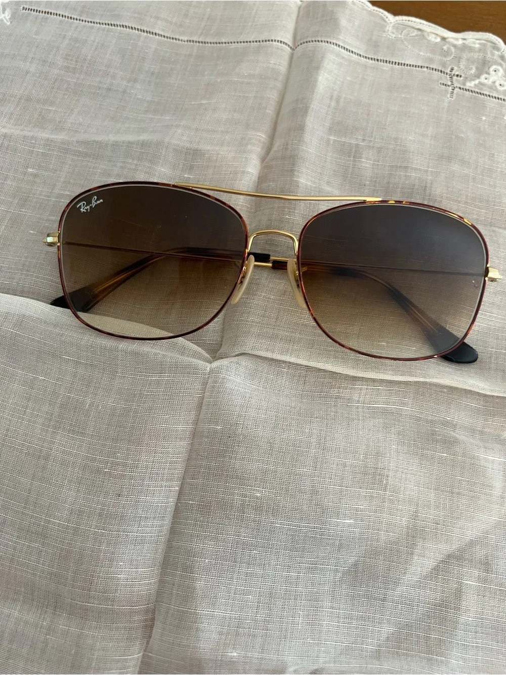 Ray-Ban Women's Gold Frame with Brown Gradient Lenses Square Aviator Sunglasses